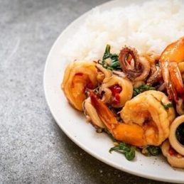 Riz thaï aux crevettes