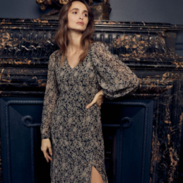 Robe longue Kip noire à motif fleuri